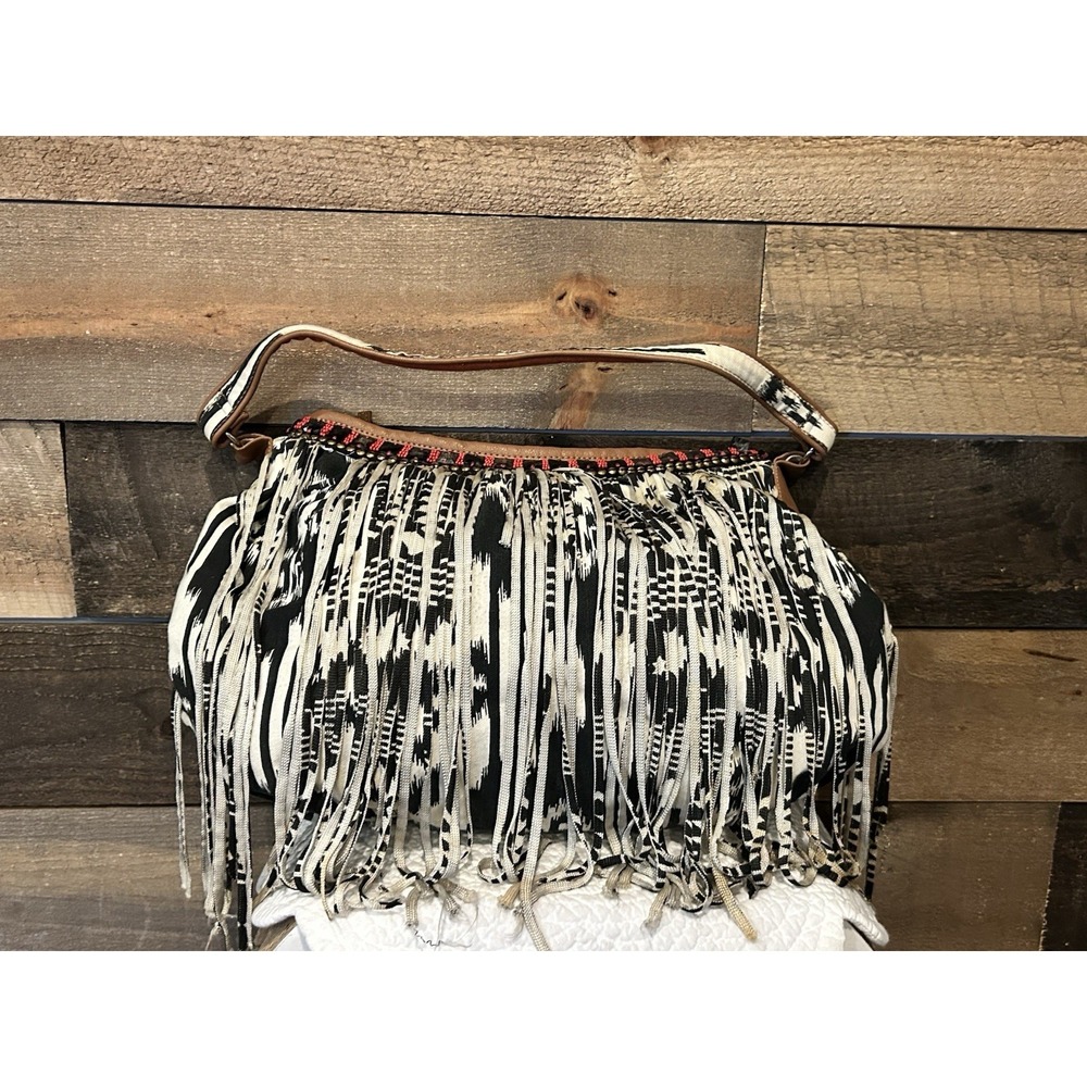 Chicos Portola boho bag/ 12 x 17/10" handle drop/ zipper closure/fringe